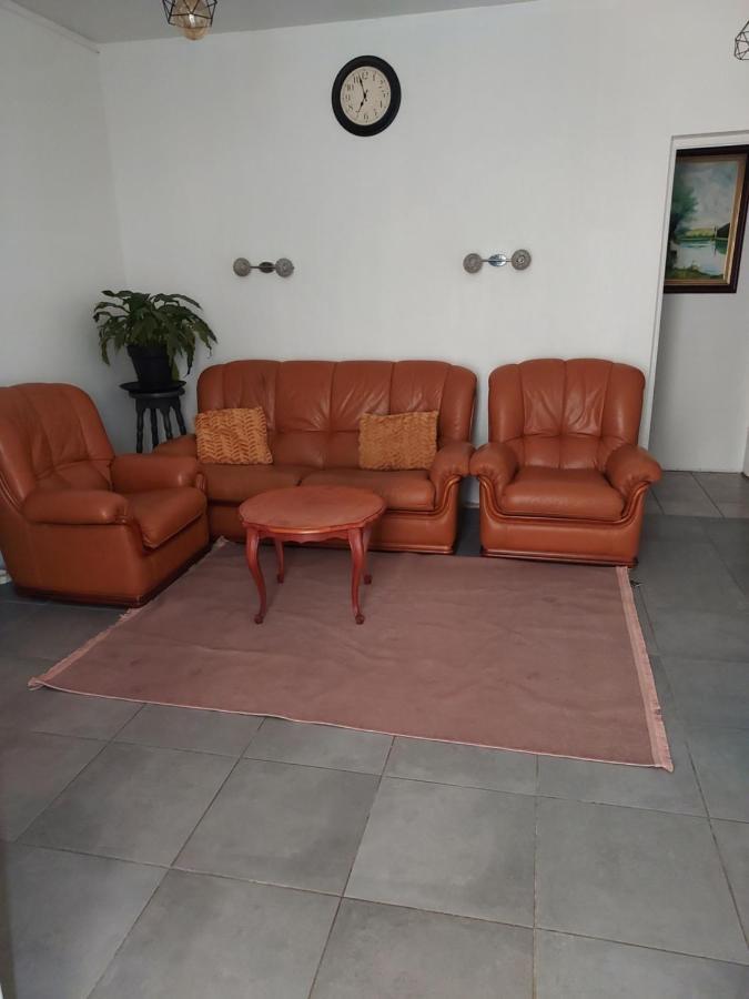 Appartement Meuble Avec Deux Chambres Moulins  Exteriér fotografie