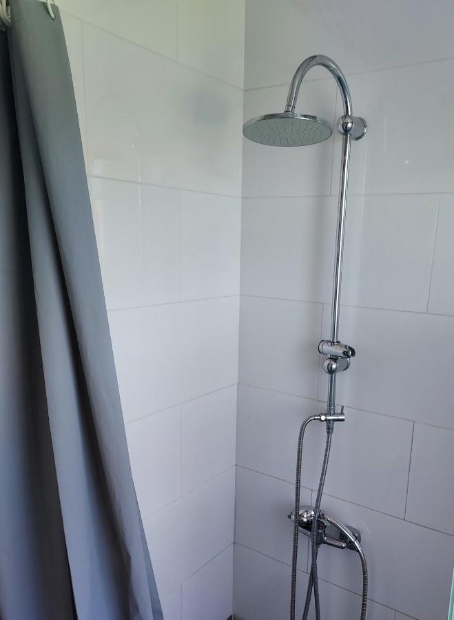 Appartement Meuble Avec Deux Chambres Moulins  Exteriér fotografie