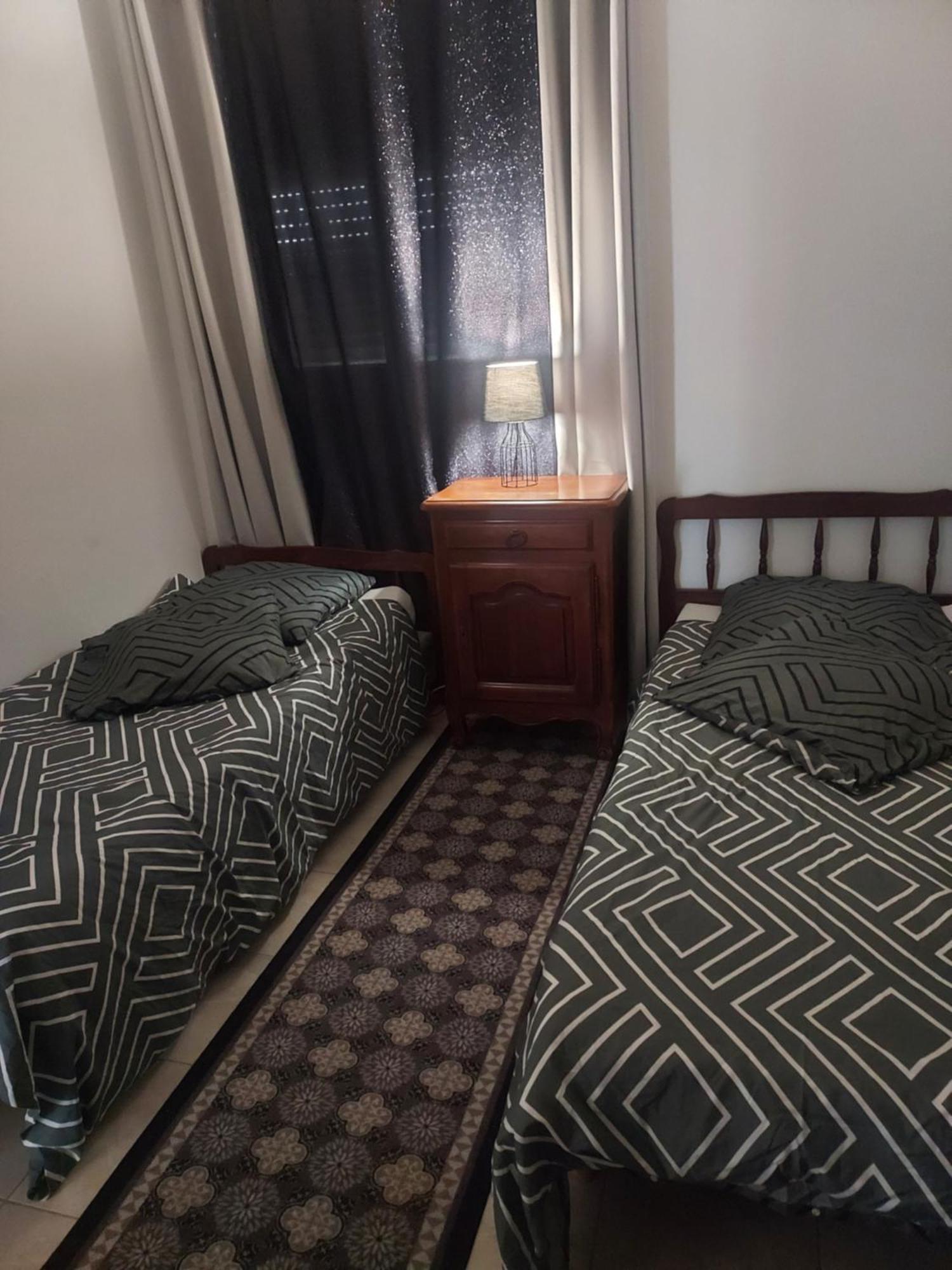 Appartement Meuble Avec Deux Chambres Moulins  Exteriér fotografie